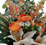 Grande Vasque de Renoncules fleurs artificielles pour le cimetière H 52 cm Lg 44 cm Orange