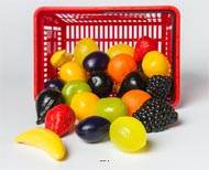 Panier de 27 fruits artificiels assortis en Plastique souffl