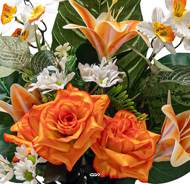 Pot Cône d'Orchidées fleurs artificielles pour le cimetière H 57 cm D 40 cm Orange